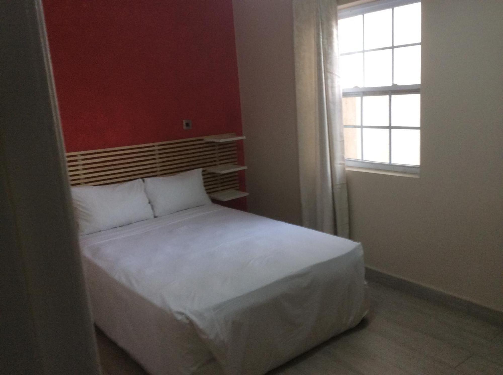 Tropical Enclave Hotel Accra Rom bilde