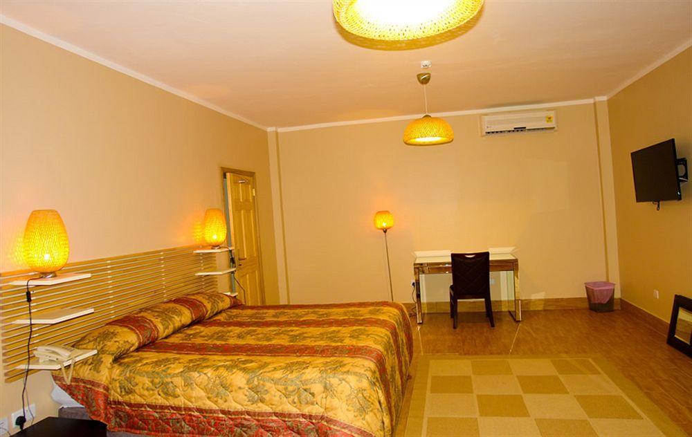 Tropical Enclave Hotel Accra Eksteriør bilde