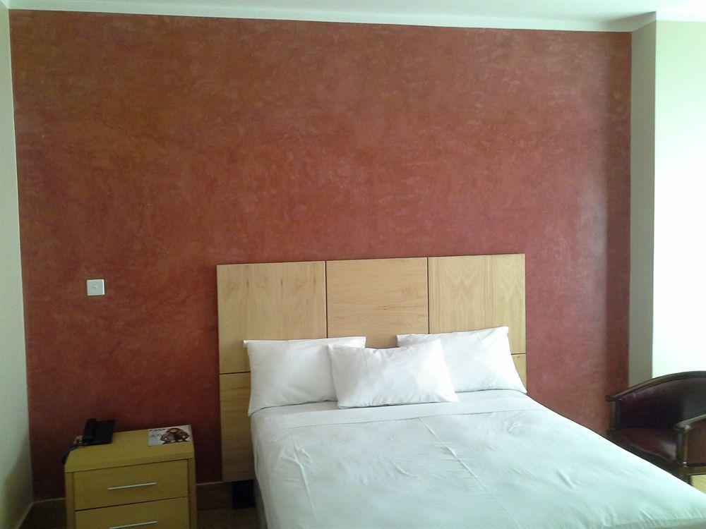 Tropical Enclave Hotel Accra Eksteriør bilde